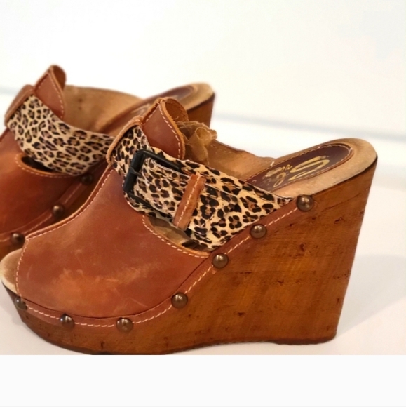 SBICCA VINTAGE COLLECTION LEATHER TAN CLOG WEDGE SIZE 8 - Picture 3 of 9